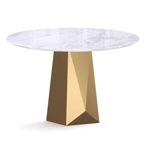 Обеденный стол