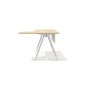 Эргономичный стол на металлокаркасе правый