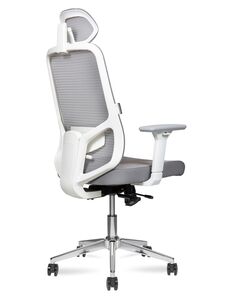 Кресло руководителя Best white