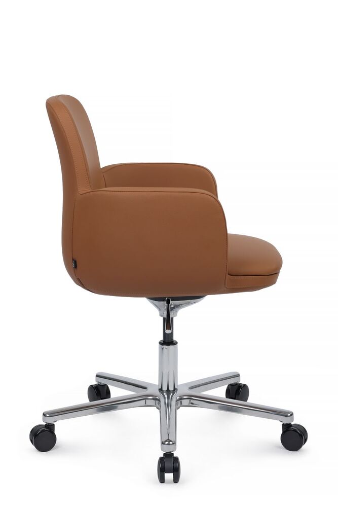 Кресло для персонала Charm