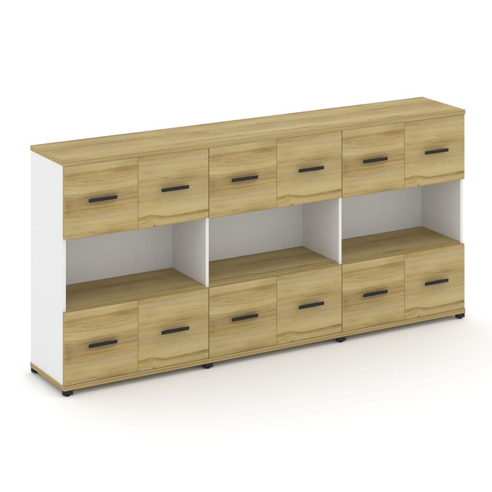 Шкаф три широкие секции, 3 ниши