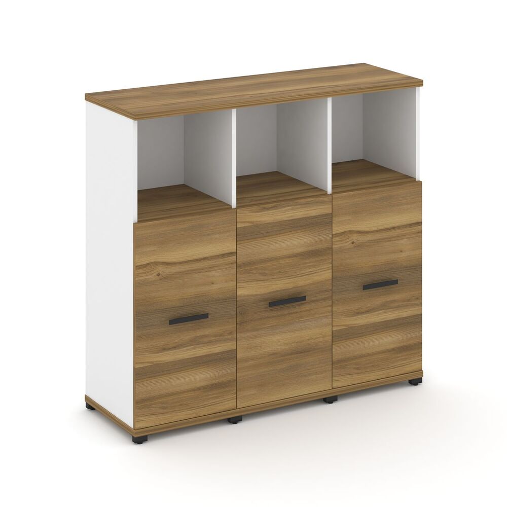 Шкаф три узкие секции, 3 ниши