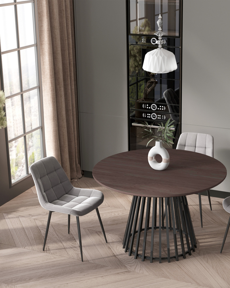 Стол обеденный