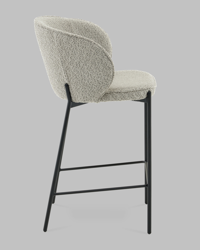 Стул полубарный