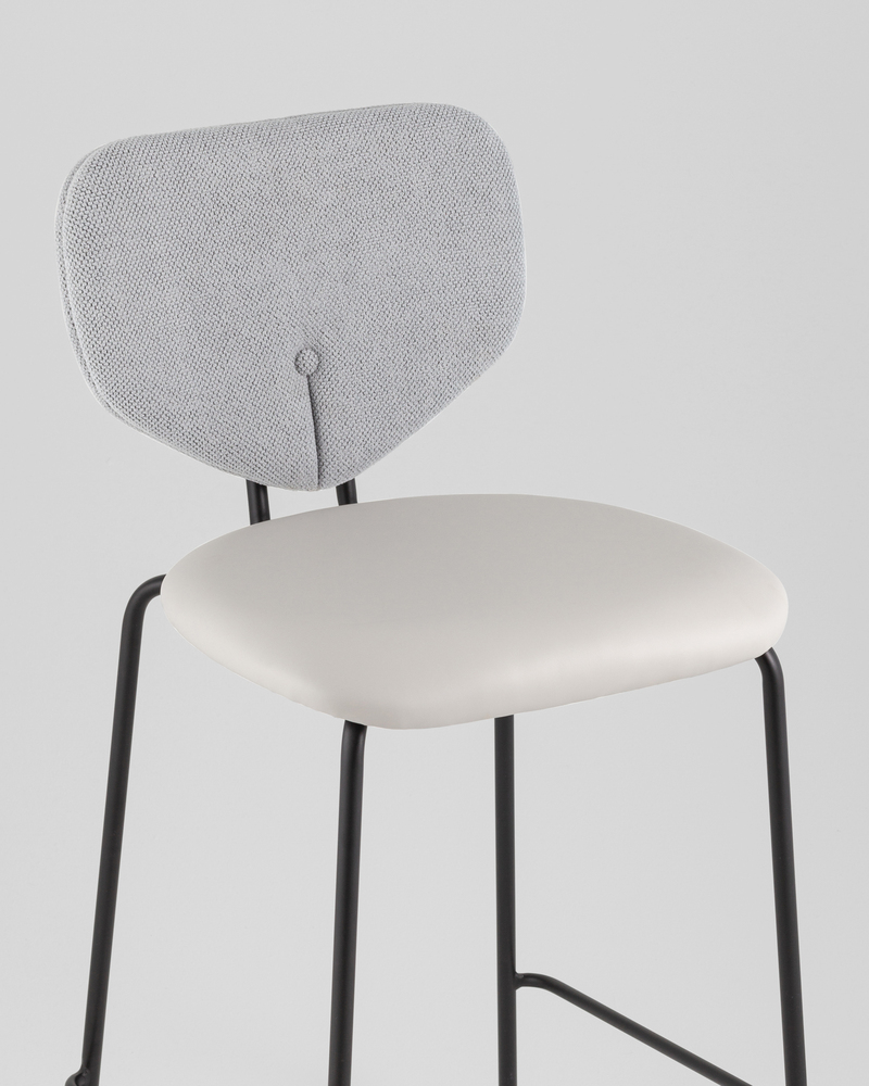 Стул полубарный